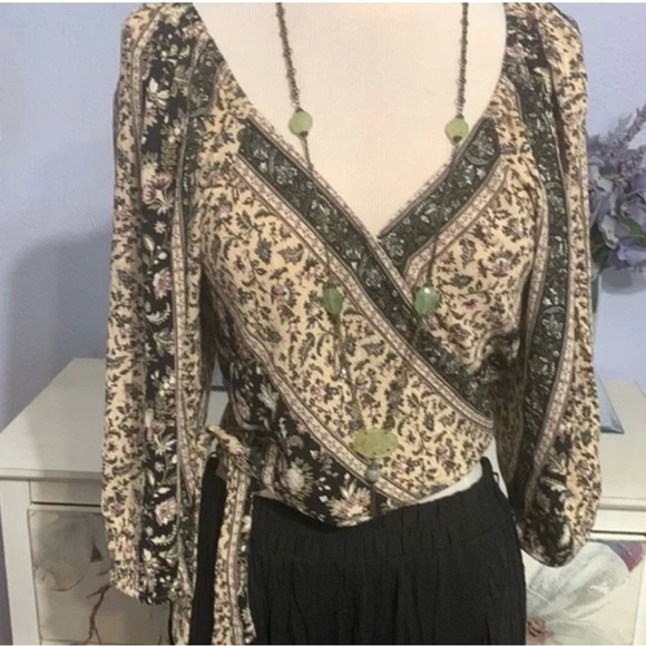 American Eagle Faux-Wrap Bohemian Blouse - Picture 3 of 5